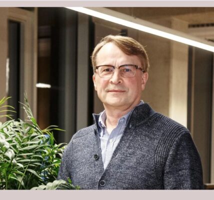 Kas vabamüürlase Margus Linnamäe pakib kohvreid ja pagendadatakse maa alla?